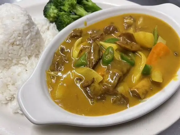 new-regent-cafe - Curry Beef Stew 咖哩牛腩