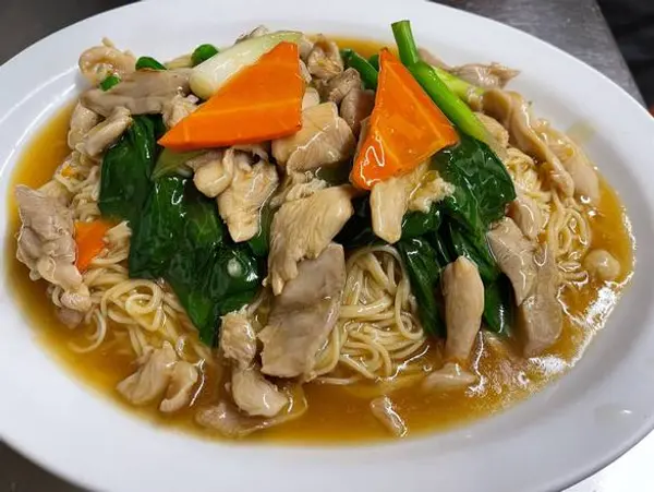 new-regent-cafe - Shredded Chicken Lo Mein 雞絲撈麵