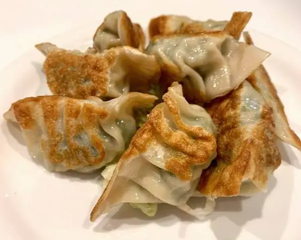 new-regent-cafe - Pan Fried Cabbage & Pork Dumplings 香煎椰菜猪肉饺