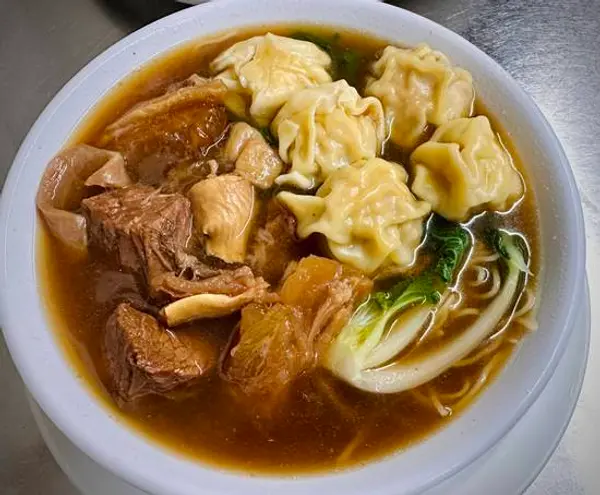 new-regent-cafe - Beef Brisket Noodle Soup W/ Wonton 牛腩云吞汤粉