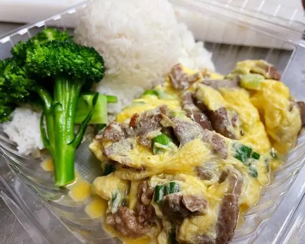 new-regent-cafe - Scrambled Egg Over Beef 滑蛋牛肉