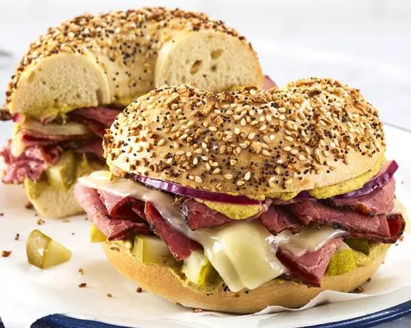 noahs-bagels - Hot Pastrami