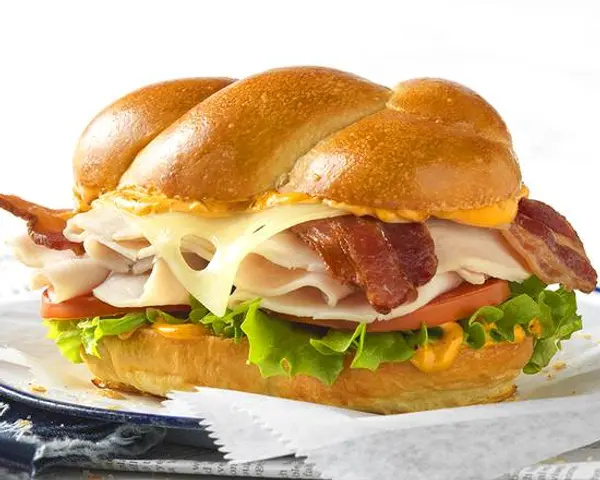 noahs-bagels - Turkey Bacon & Swiss Sandwich