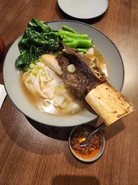 noodle-stop - B23 Beef Rib Noodle Soup 牛肋骨汤面