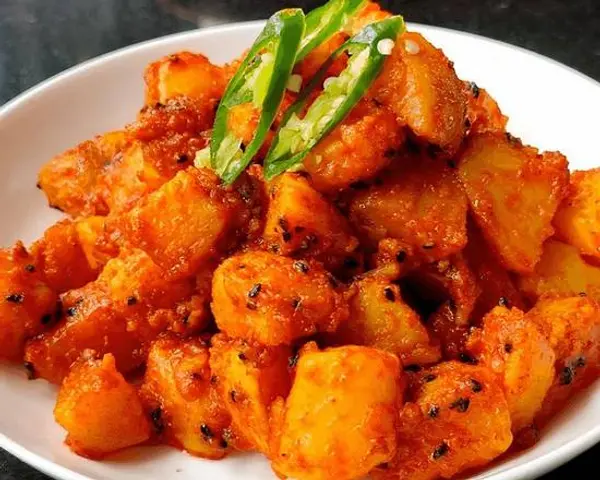 noor-indian-fusion-kitchen - Spicy Potatoes (Vegan)