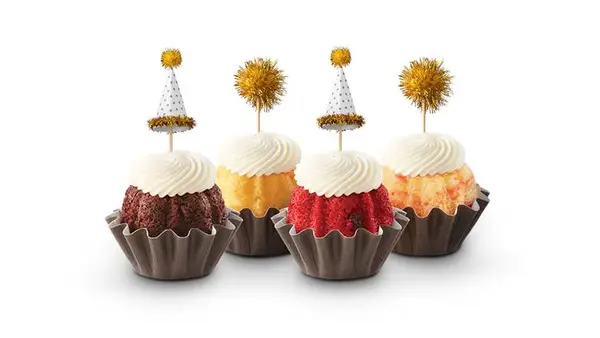 nothing-bundt-cakes - Gold Sparkle Hats & Poms Bundtinis® - Signature Assortment