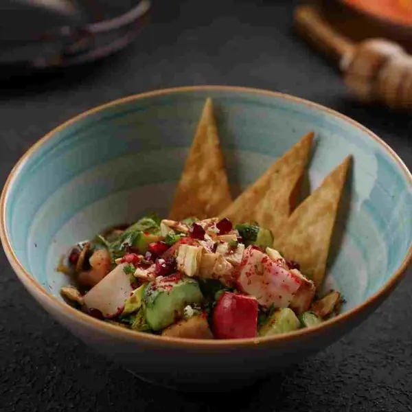 nurr-restaurant - Fattoush salad