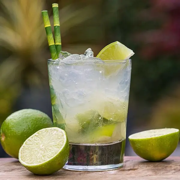 ocean-anari-restaurant-e-lounge-bar - caipirinha