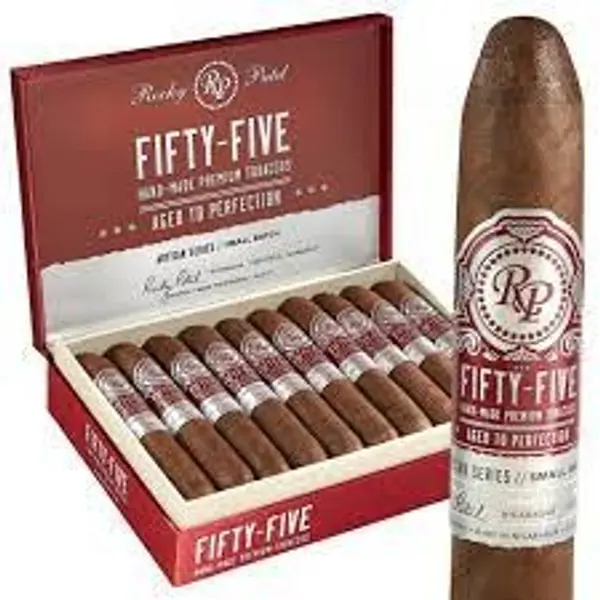 ocean-anari-restaurant-e-lounge-bar - Rocky Patel Fifty-Five Toro