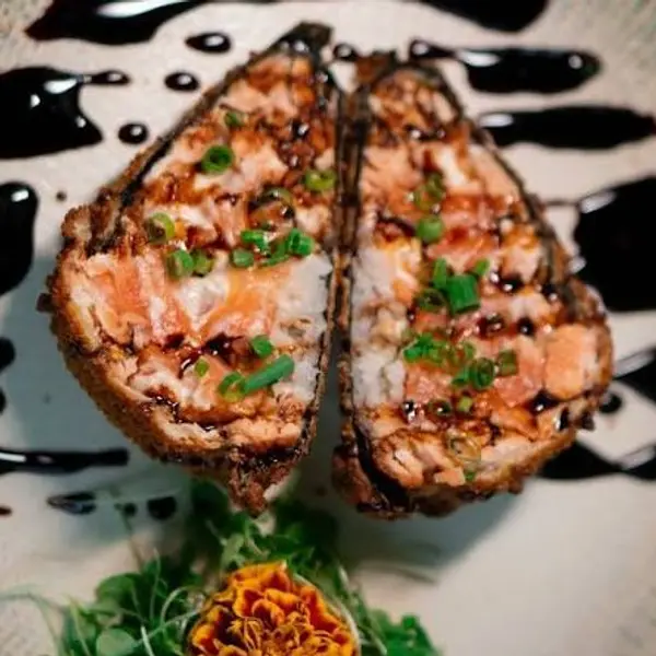ocean-anari-restaurant-e-lounge-bar - Temaki de Salmão Hot