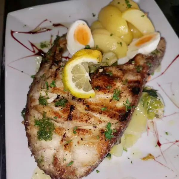 ocean-anari-restaurant-e-lounge-bar - Posta De Peixe Cherne