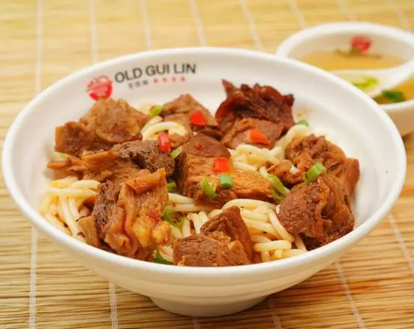 old-gui-lin - A2 牛腩干捞粉 / Beef Brisket Dry Tossed Rice Noodles