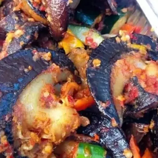 olori-african-cuisine - PEPPERED SNAIL