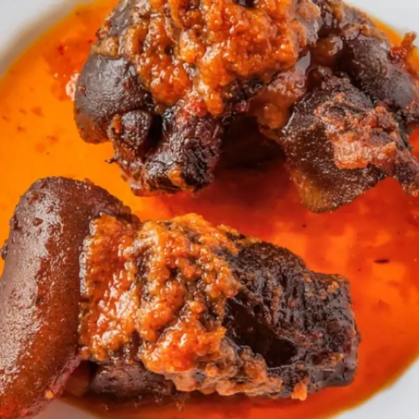 olori-african-cuisine - CARNE DE CABRA CON PIMIENTA