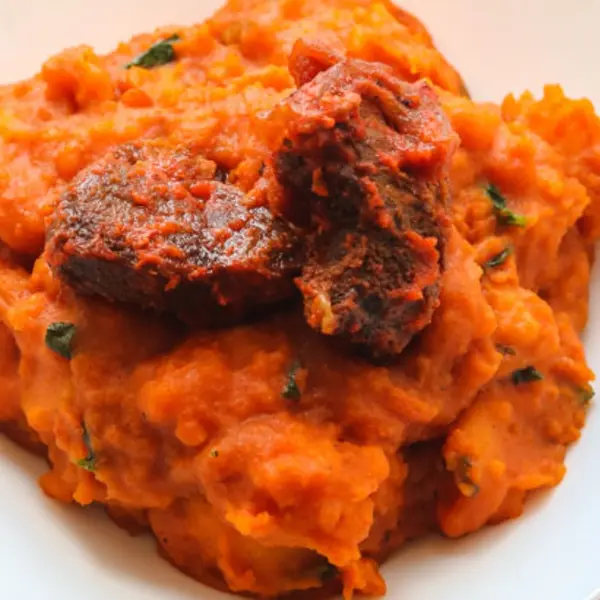 olori-african-cuisine - YAM PORRIDGE SERVED WITH 1 PROTEIN