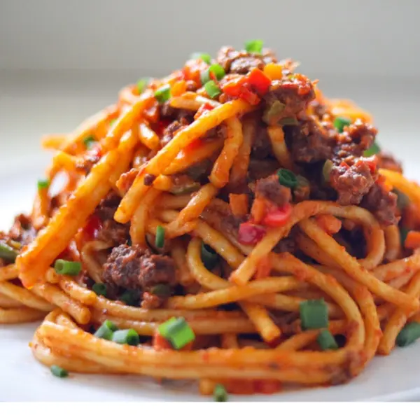 olori-african-cuisine - DELUXE SPAGHETTI SERVED WITH 2 PROTEIN