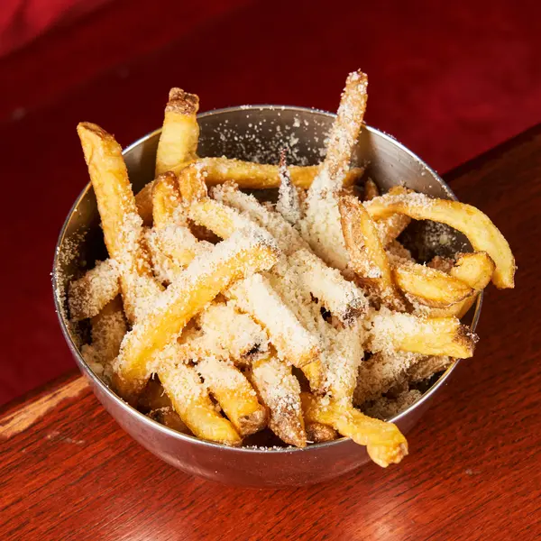 one-one-paris - Parmesan truffle fries €4 with burger and €6 to share