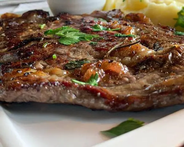 one-up - Entrecôte flambée aux herbes