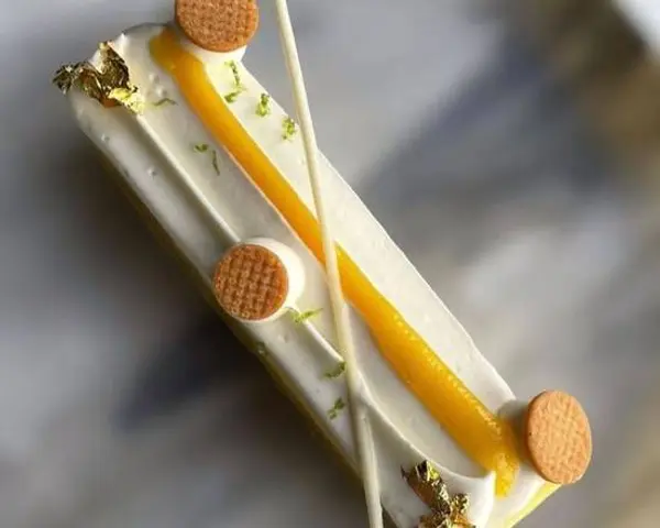 one65-patisserie-restaurant - Lemon Yuzu Cake - Individual size