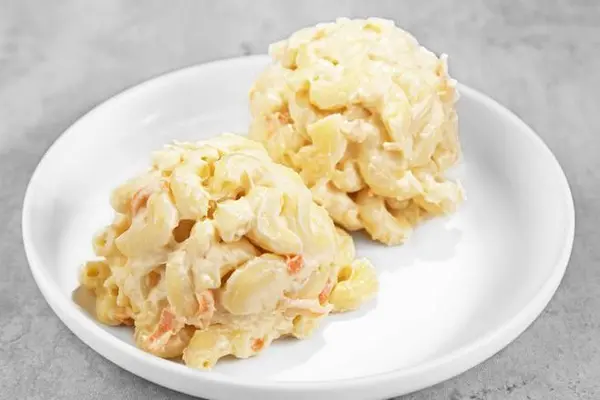 ono-hawaiian-bbq - Mini Macaroni Salad (4)