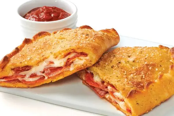 papa-murphys-pizza - Pepperoni & Mozzarella Calzone