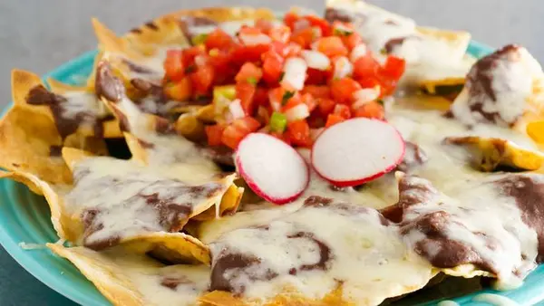 papalote-mexican-grill - Grilled Veggie Nachos