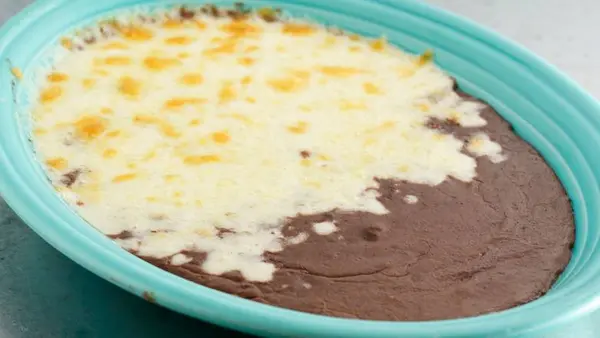 papalote-mexican-grill - Bean and Cheese Dip