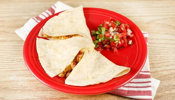 papalote-mexican-grill - Pollo Asado Quesadilla