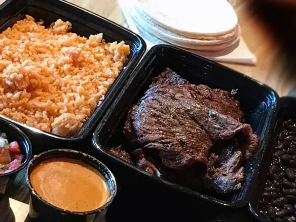 papalote-mexican-grill - Carne Asada Family Meal