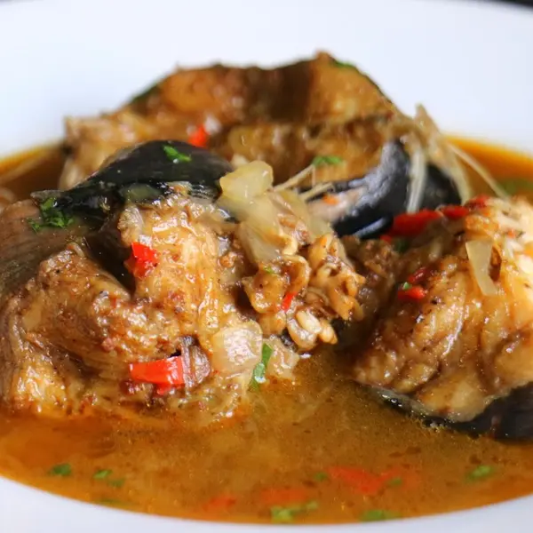 papas-grill-n-sports-bar - Catfish Pepper Soup with Plain Rice/Yam