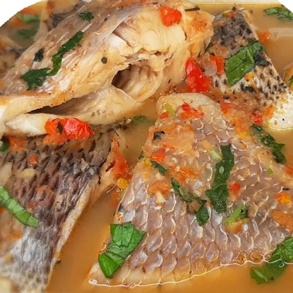 papas-grill-n-sports-bar - Tilapia Pepper Soup with Boiled Yam/Plain Rice