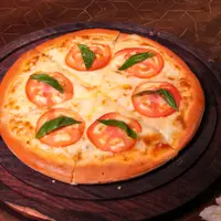 parashy-cafe - PIZZAS