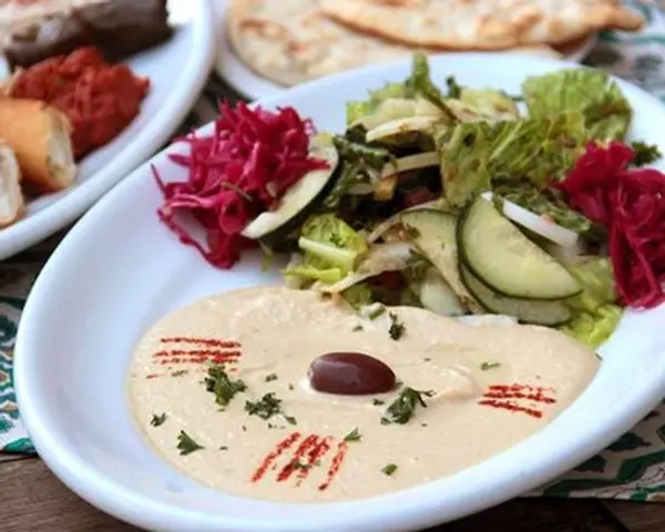 park-gyros - Hummus Plate