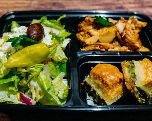 park-gyros - Chicken Gyro and Baklava Lunch Box