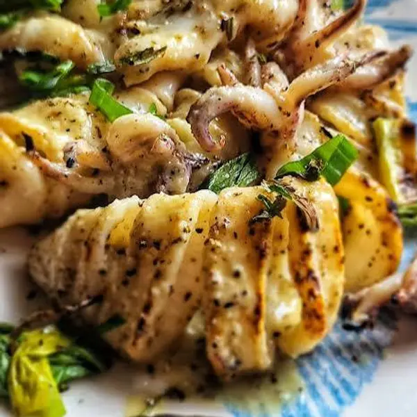 peduase-chop-house - Grilled/Fried Calamari