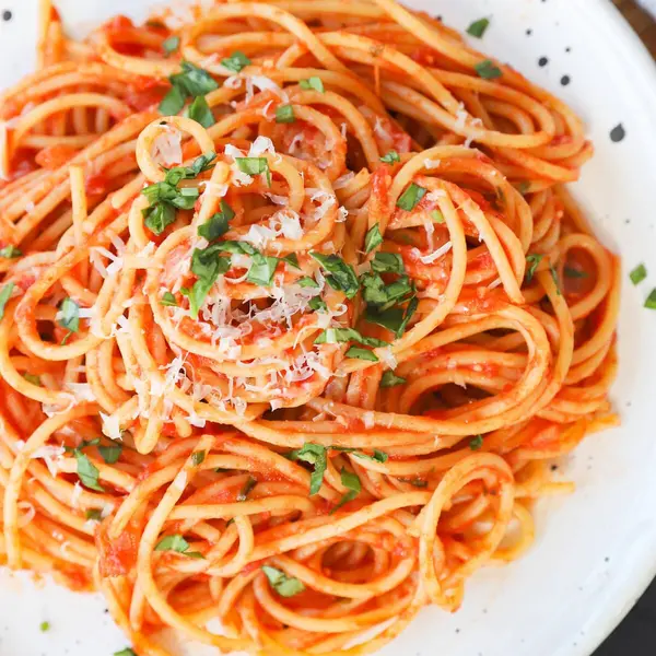 peduase-chop-house - Spaghetti Alla Napoletana