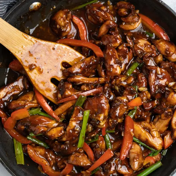 peduase-chop-house - Chicken Sauce