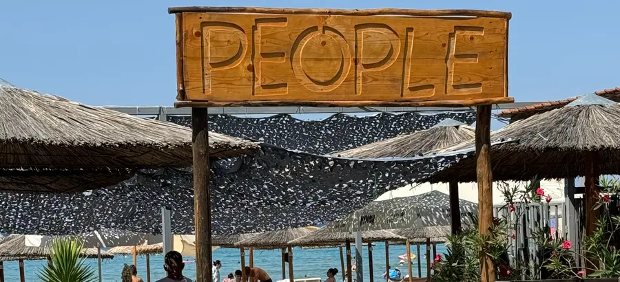 people-beach-bar