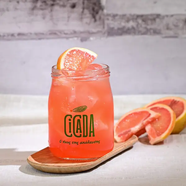 people-beach-bar - PINK GRAPEFRUIT
