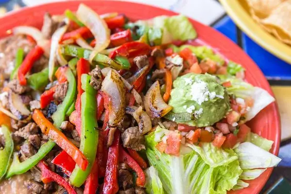 pepinos-mexican-grill - Fajitas Plato