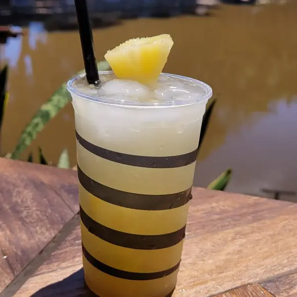 pesque-e-pague-santa-maria-fortaleza - Caipirinha de Abacaxi