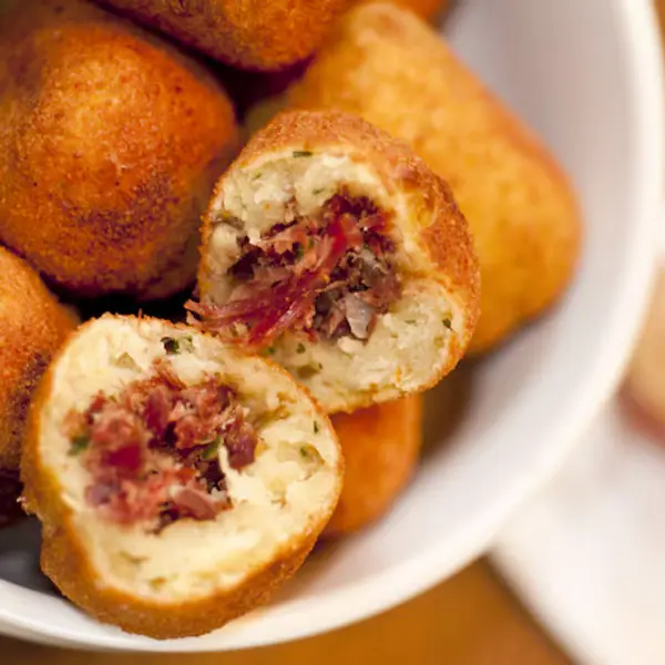 pesque-e-pague-santa-maria-fortaleza - Bolinhos de Carne Seca