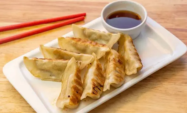 pho-day - Crispy Potstickers (8pcs)