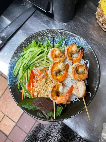 pho-gia - 9G. Shrimp Noodle Bowl