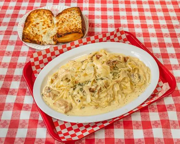 piccolo-italia-pizza - Chicken Fettuccine