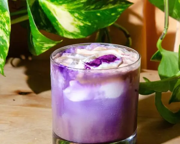 pixlcat-coffee - Iced Ube White Chocolate Dopo Panna Latte