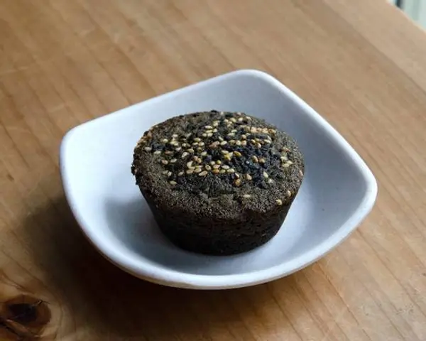 pixlcat-coffee - Black Sesame Mochi