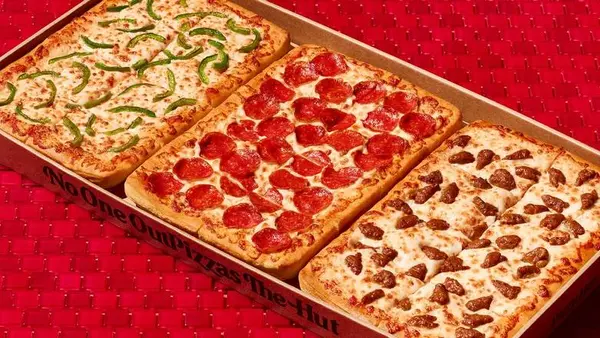 pizza-hut - Big Dinner Box with 3 Pizzas