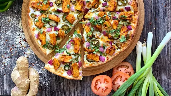 pizza-twist - Achari Chicken Pizzatwist