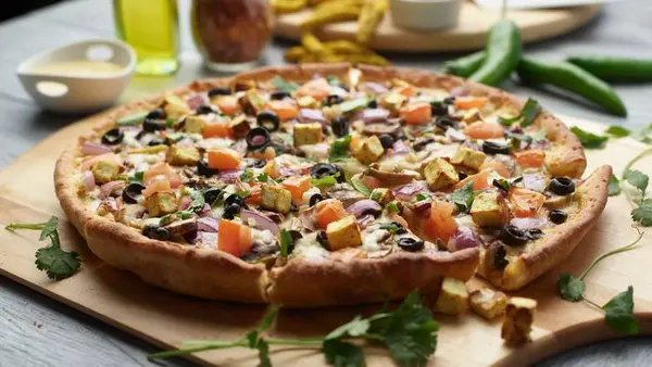 pizza-twist - Curry Veggie / Paneer Pizzatwist